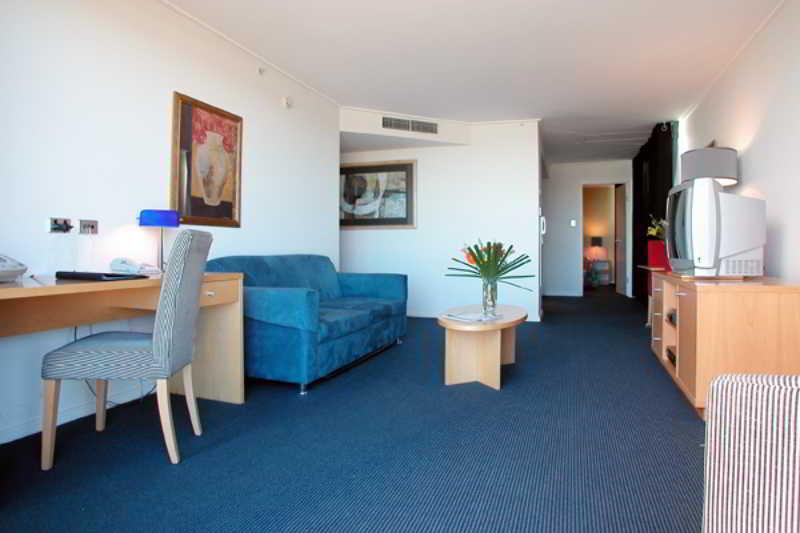 Nesuto Parramatta Aparthotel Сидни Стая снимка