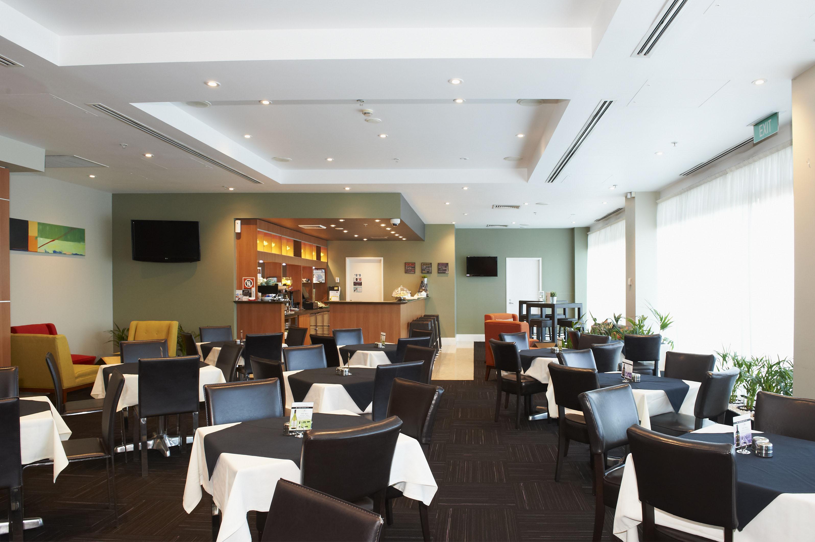 Nesuto Parramatta Aparthotel Сидни Екстериор снимка