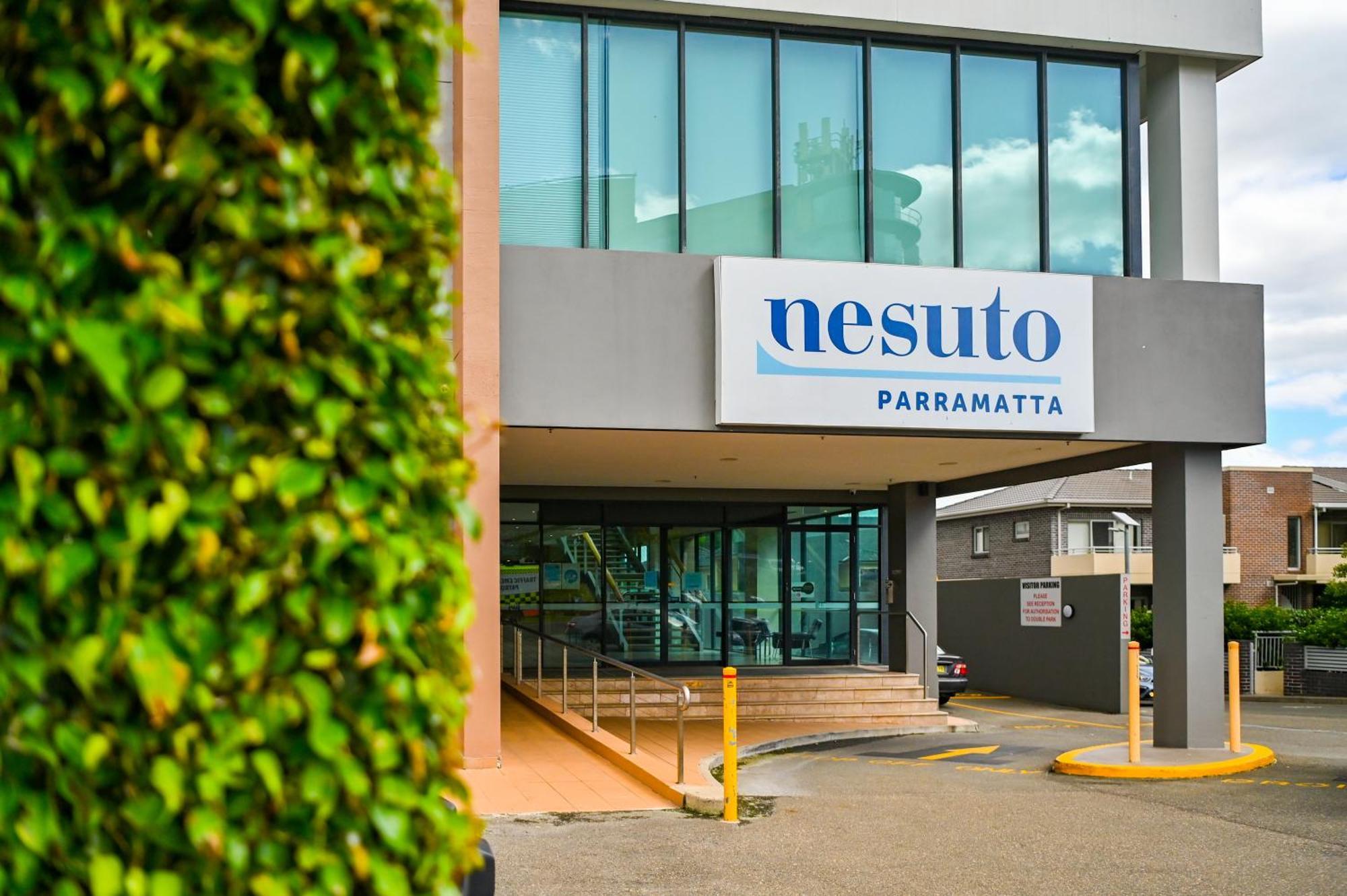 Nesuto Parramatta Aparthotel Сидни Екстериор снимка